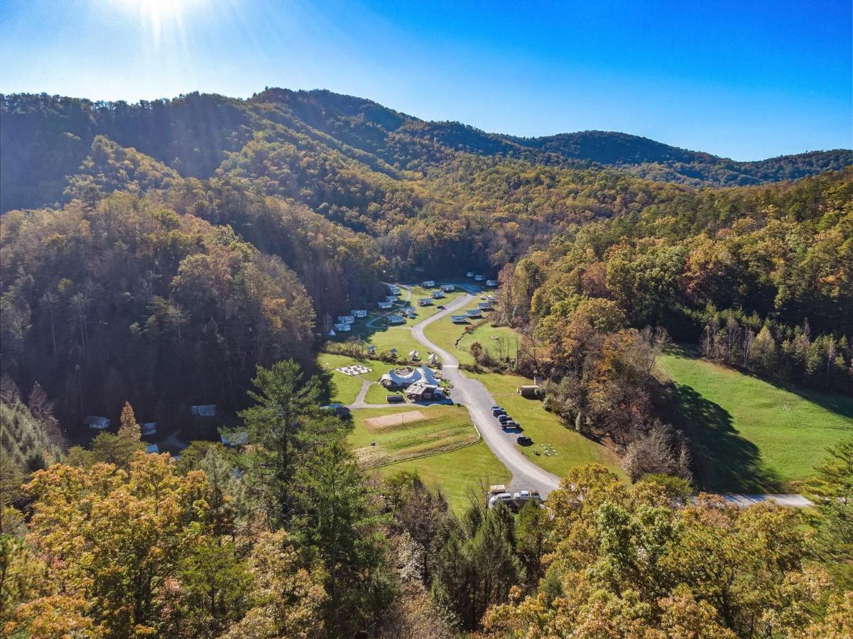 Under Canvas Great Smoky Mountains Hotel Pigeon Forge Buitenkant foto