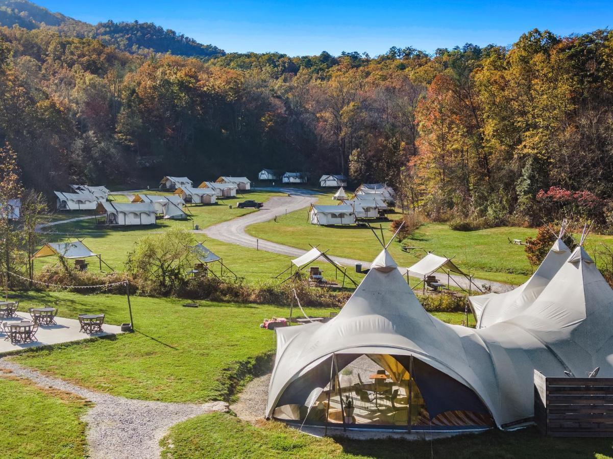 Under Canvas Great Smoky Mountains Hotel Pigeon Forge Buitenkant foto